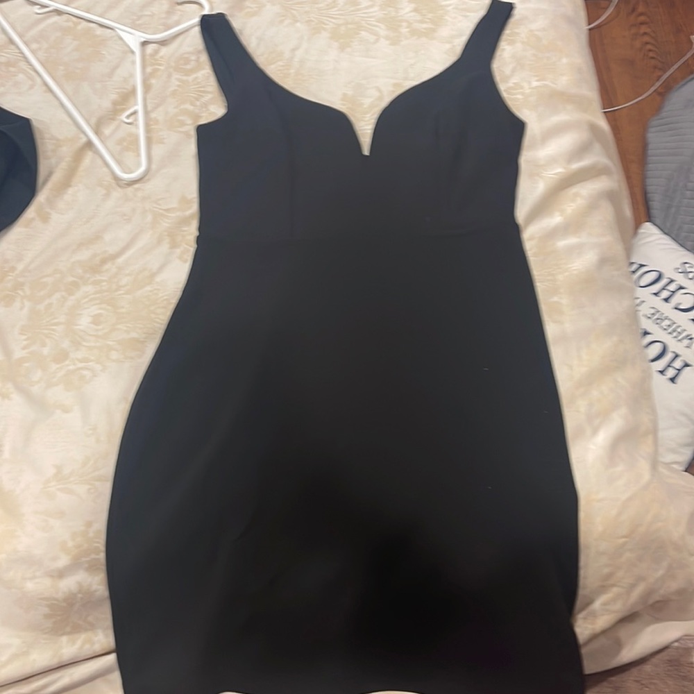 Black dress from Express worn once Size 6